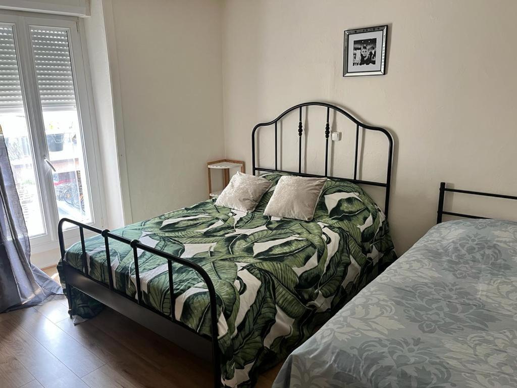Appartement Familial Le Tanis Pontorson Zewnętrze zdjęcie